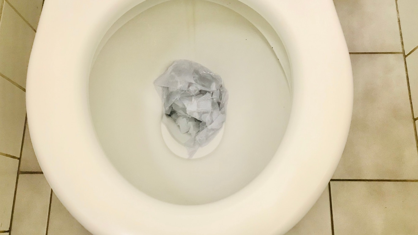 Solution miracle pour déboucher les WC : découvrez comment y